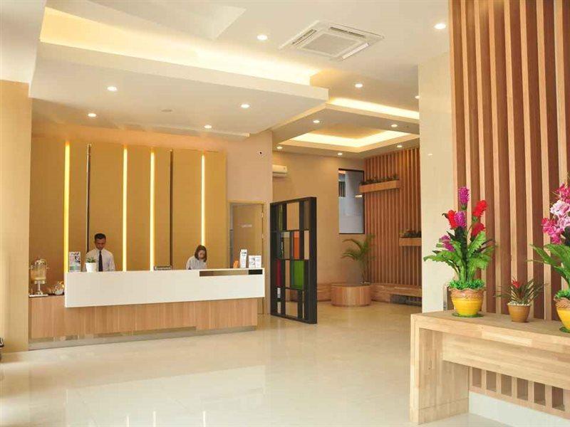 Hotel Mutiara Mitra Reddoorz Padangsidimpuan Exterior photo