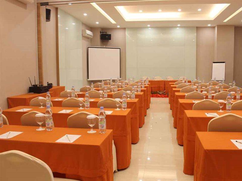 Hotel Mutiara Mitra Reddoorz Padangsidimpuan Exterior photo
