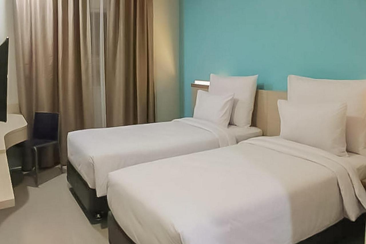 Hotel Mutiara Mitra Reddoorz Padangsidimpuan Exterior photo