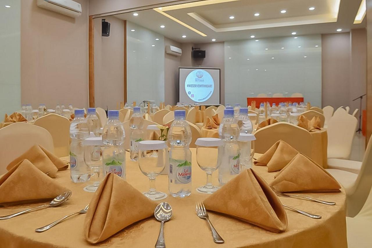 Hotel Mutiara Mitra Reddoorz Padangsidimpuan Exterior photo